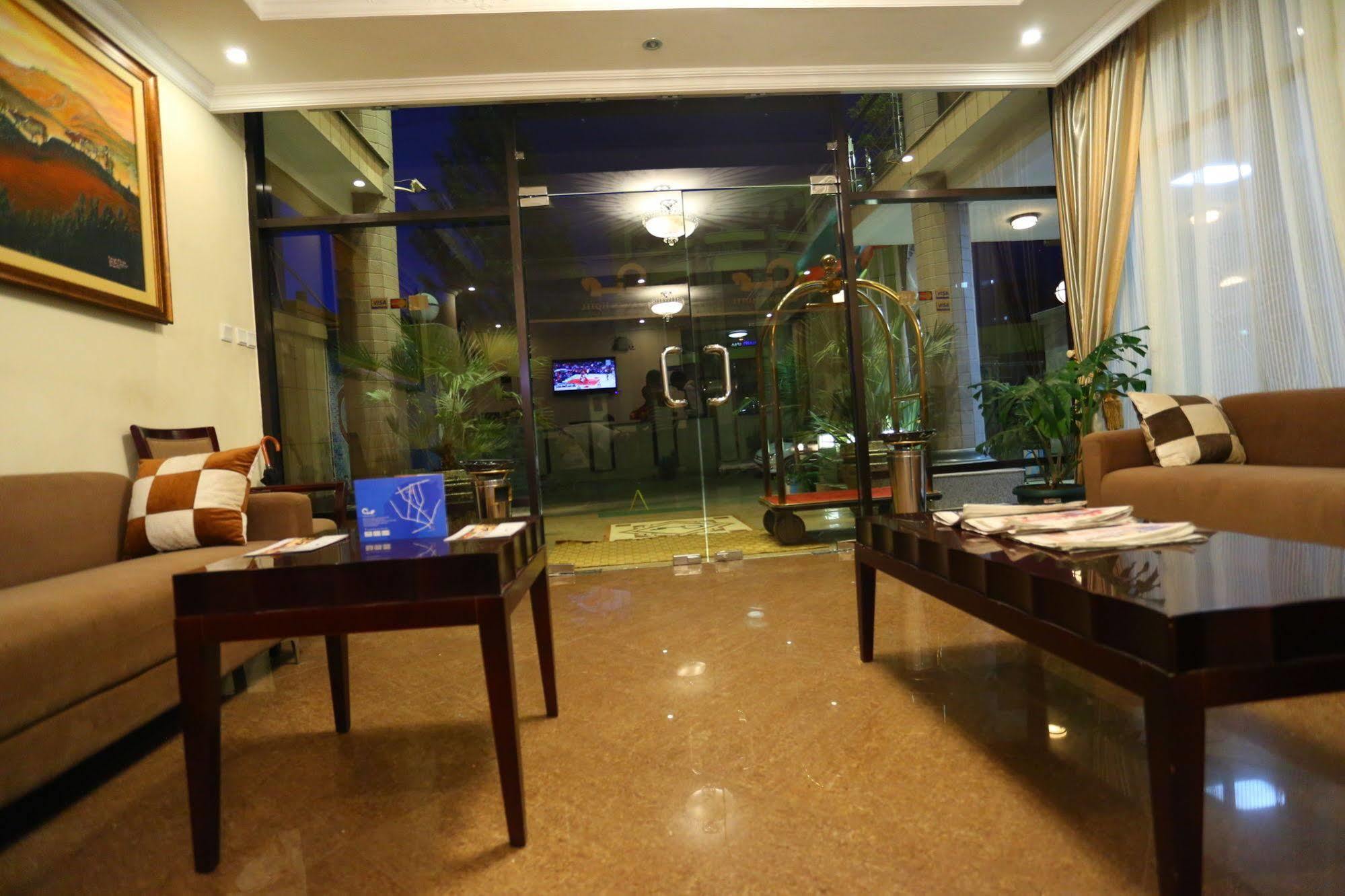 โรงแรมคาราแวน แอดดิสอาบาบา ภายนอก รูปภาพ